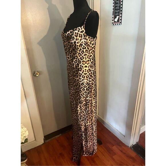 NWOT. Popular 21 Leopard-print long Maxi dress Women Size Large - Picture 2 of 9